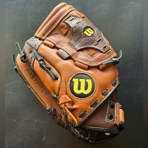 Wilson A740 Left Handed Fastpitch Softball Glove